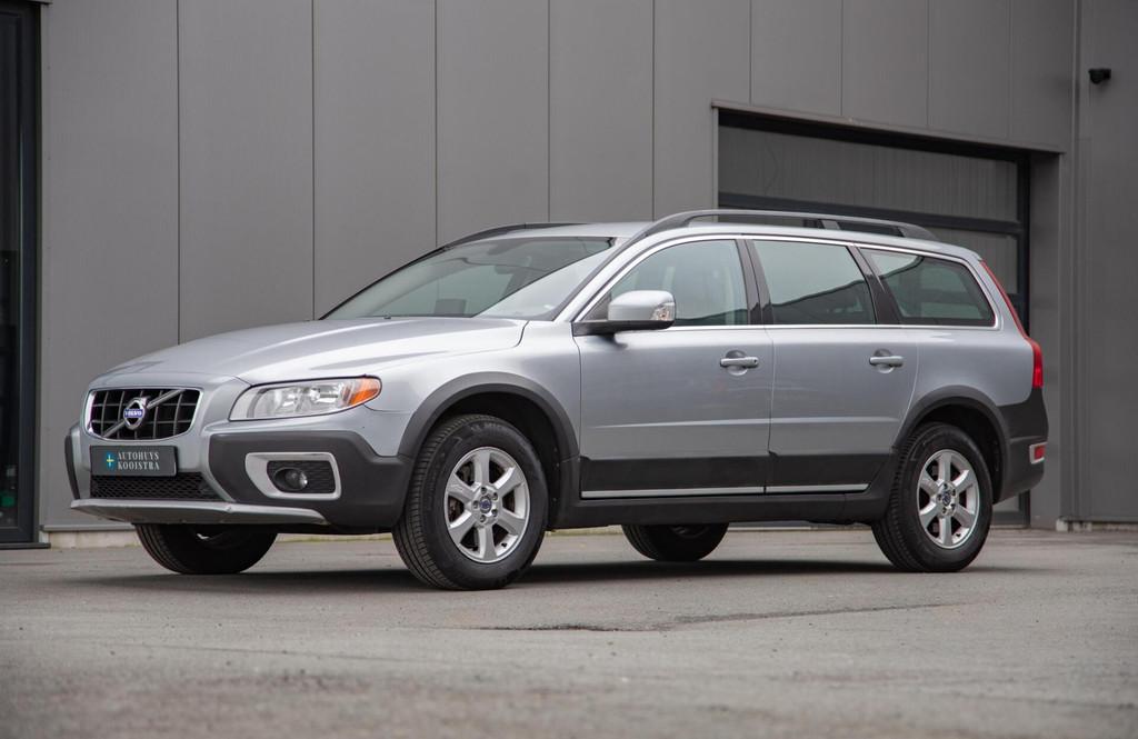 Volvo XC70 2.0 D3 FWD Momentum Cruise|Clima|Trekhaak, Auto's, Volvo, Voorwielaandrijving, Euro 5, Gebruikt, 1984 cc
