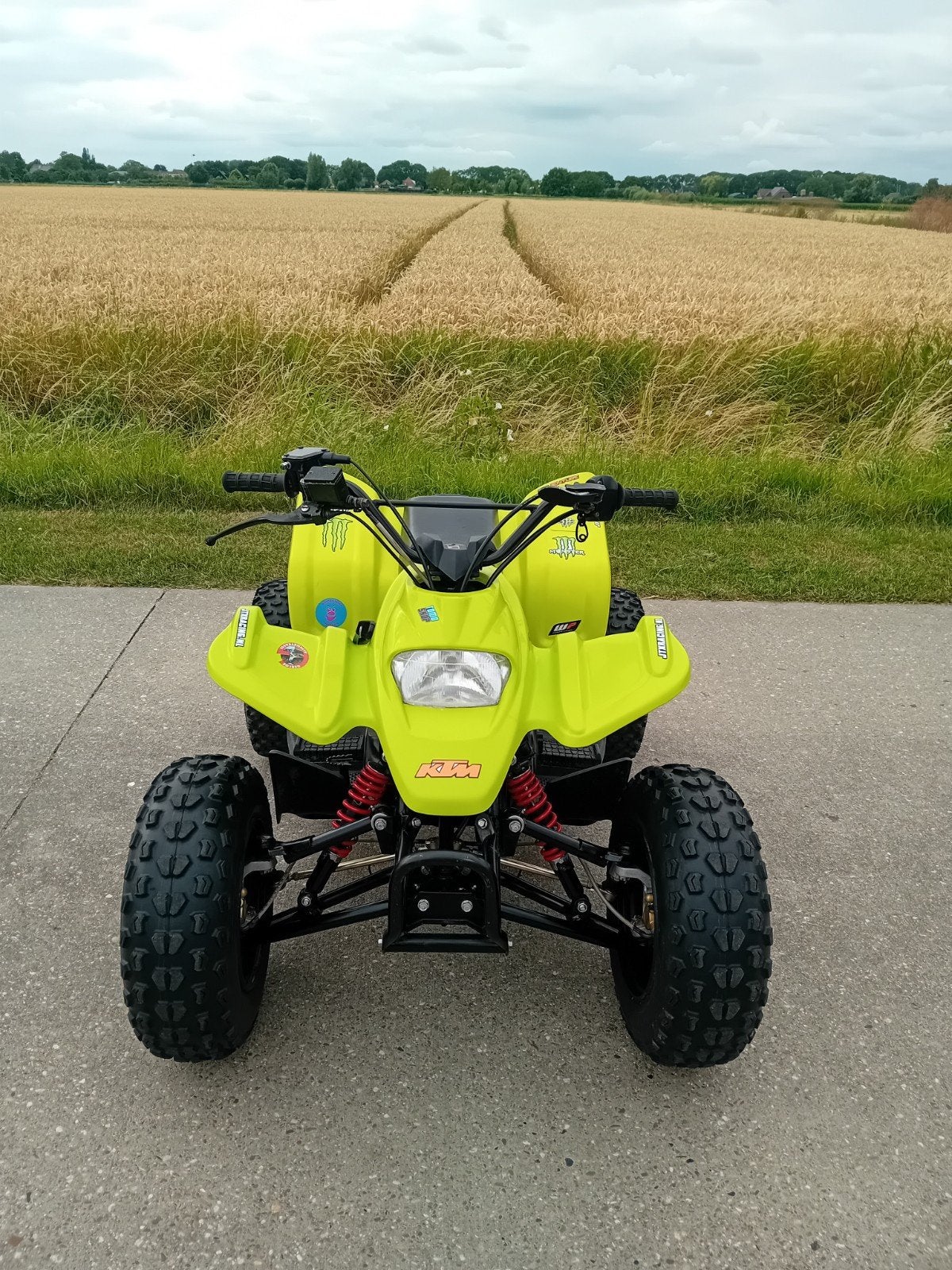 quad, Ophalen of Verzenden
