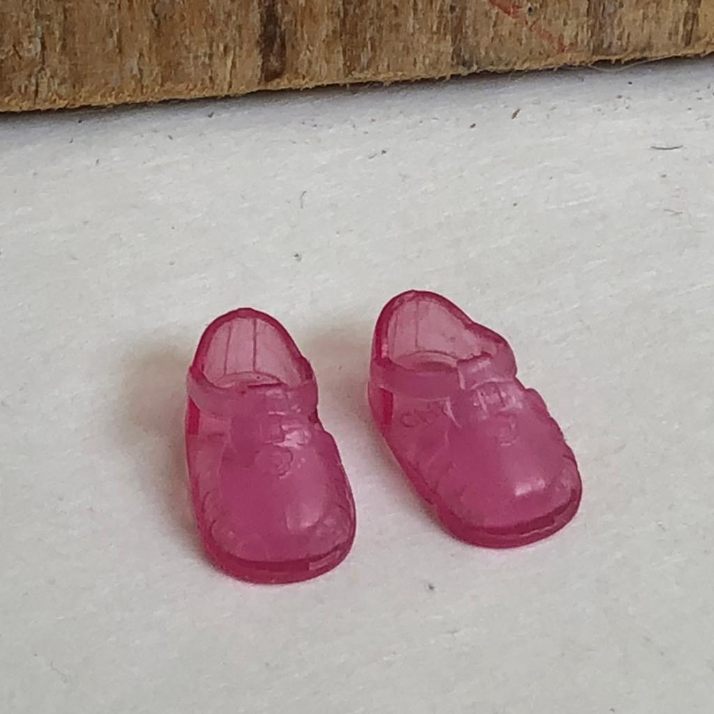 Roze schoenen voor Kelly baby sister of Barbie, Ophalen of Verzenden, Zo goed als nieuw, Barbie