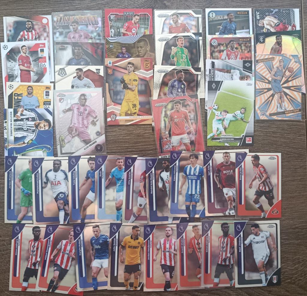 Panini en Topps bulk incl rookies Chrome select Merlin prizm, Ophalen of Verzenden, Zo goed als nieuw, Meerdere kaarten, Foil