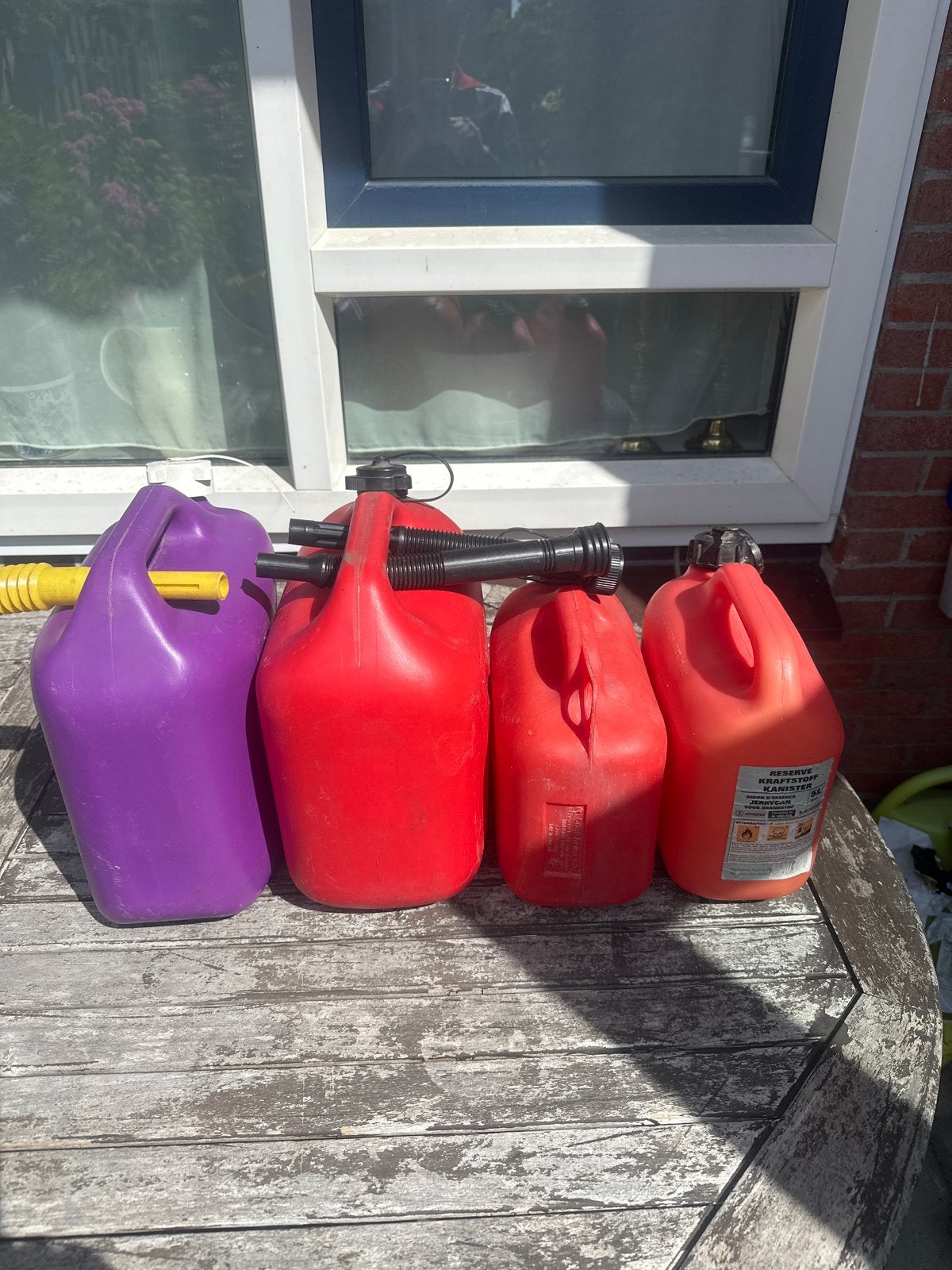 Benzine jerrycans - 4 stuks, Ophalen of Verzenden