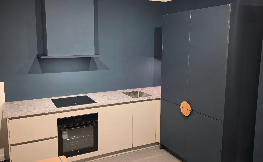 Luxe Hoekkeuken SHOWMODEL / Geheel compleet / INNOVARE DEAL, Overige kleuren, Hoekkeuken, Zo goed als nieuw, Innovare Keukens v.o.f.