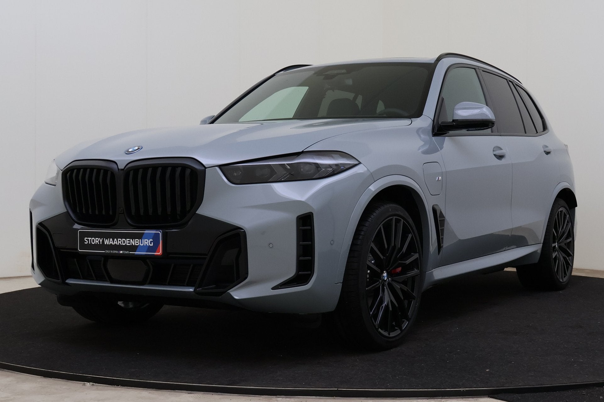 BMW X5 xDrive50e M Sport Automaat / Panoramadak / Trekhaak /
