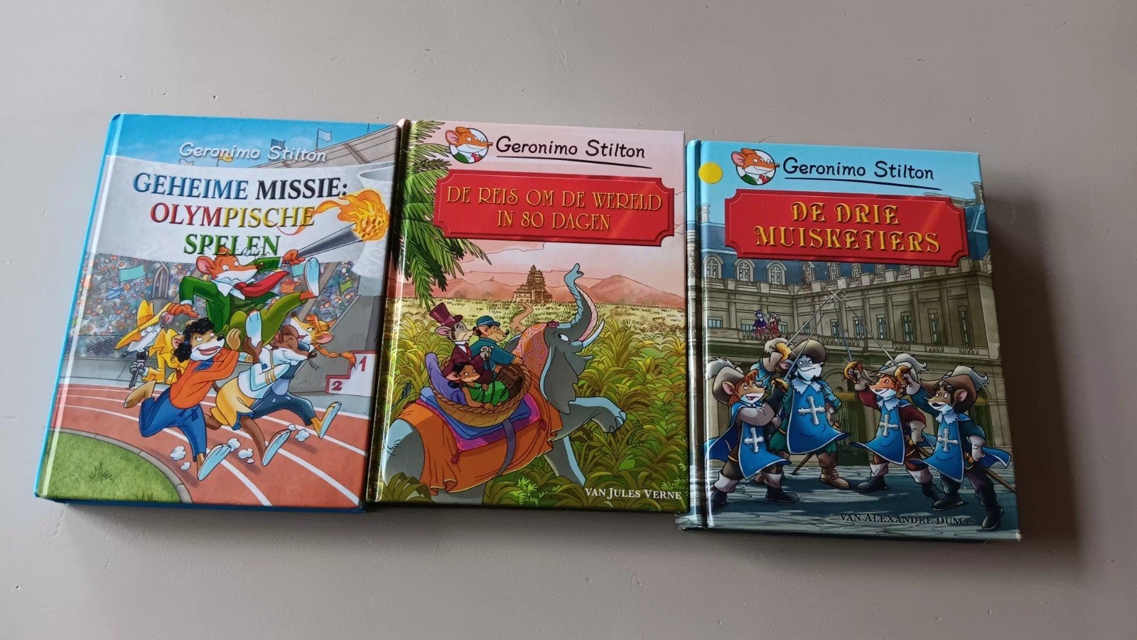 3 geronimo stilton boeken.
De volgende titels:
- Geheime mis, Ophalen of Verzenden, Gelezen, Fictie algemeen