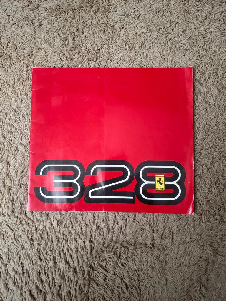 Autofolder Ferrari 328 1986, Verzenden, Gelezen, Ferrari