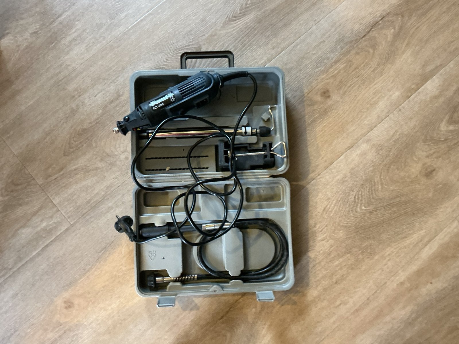 Te koop dremel, Doe-het-zelf en Verbouw, Gereedschap | Handgereedschap, Ophalen, Gebruikt
