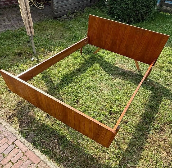 Opknapper | bedframe 140x200 | Vintage Deens | mid-century, Ophalen, Gebruikt, Vintage, 140 cm