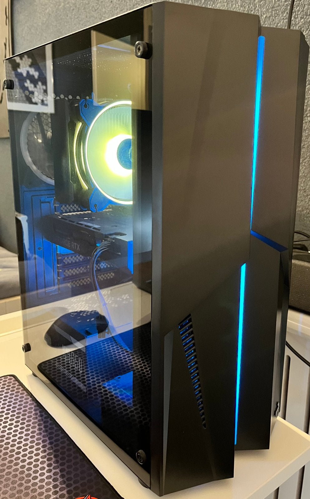 Game pc - AMD Ryzen (onbeschadigd)., Computers en Software, 32 GB, Ophalen of Verzenden, Zo goed als nieuw, Gaming