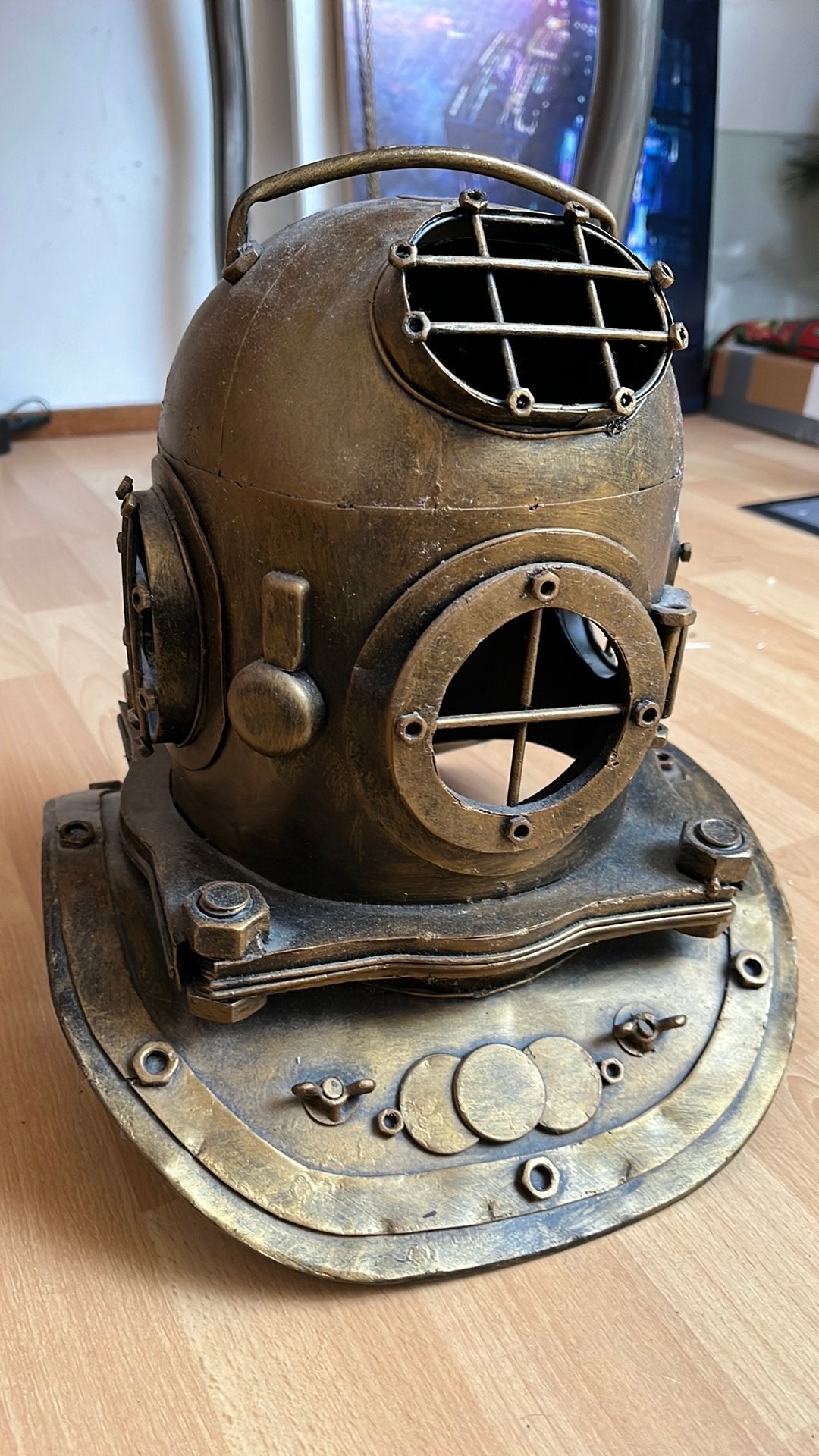 Helm decoratie doeleinden, Ophalen