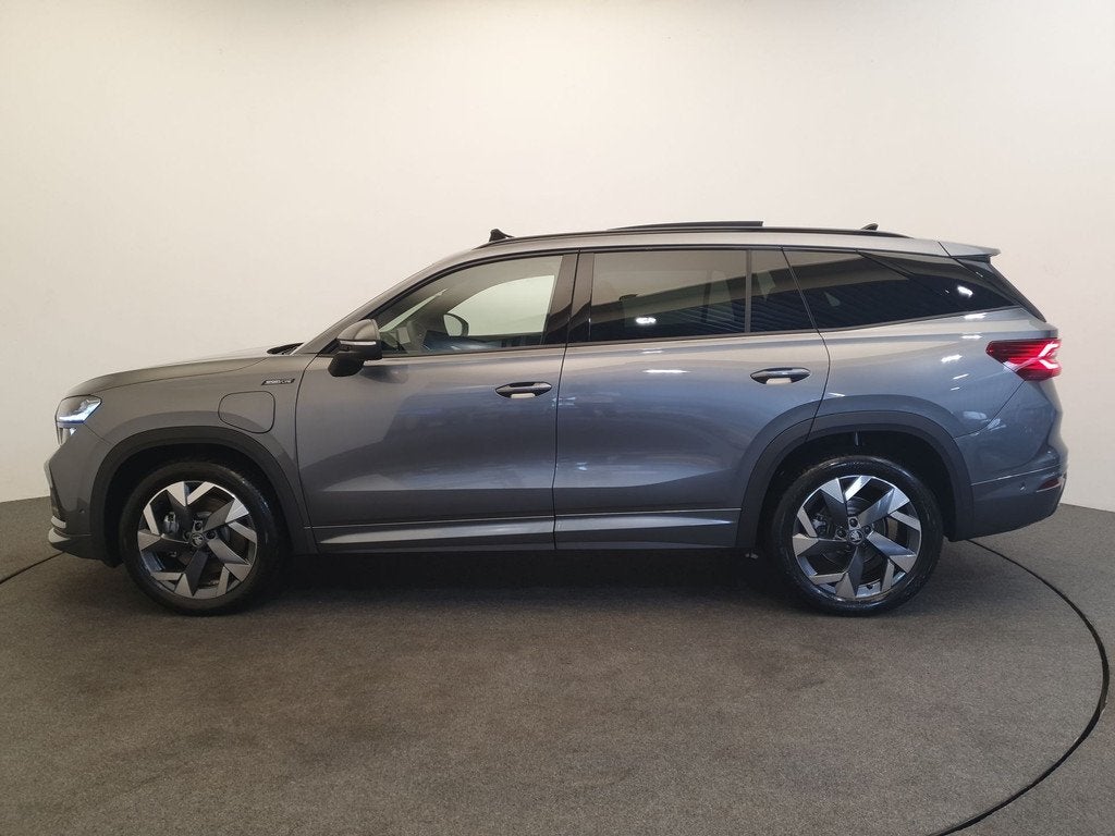 Skoda Kodiaq 1.5 TSI PHEV 204pk DSG/AUT Sportline Business P, Auto's, Skoda, 12 maanden, 1498 cc, Zwart, 4 cilinders