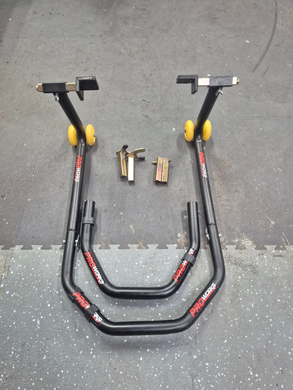 paddock stand proworks incl.adapters, Motoren, Ophalen of Verzenden, Zo goed als nieuw