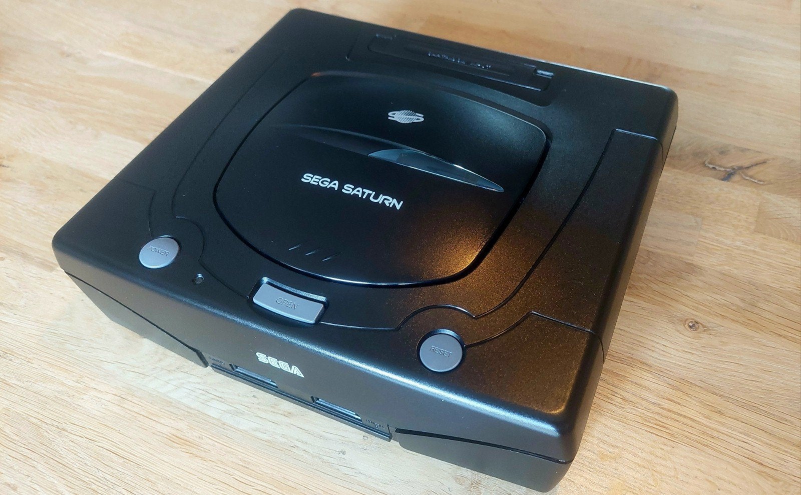 Sega Saturn compleet, Spelcomputers en Games, Ophalen of Verzenden, Zo goed als nieuw, Met 1 controller, Saturn of Dreamcast