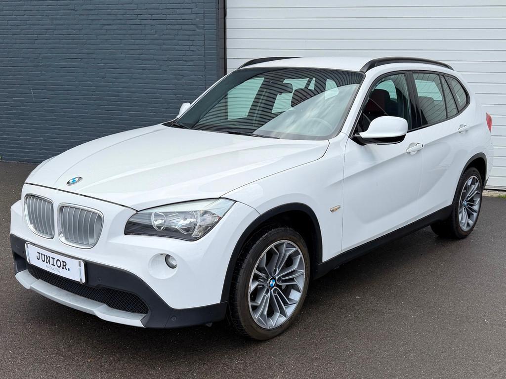 BMW X1 XDrive28i Executive AUTOMAAT/6CILLINDER/CRUISE/NAVI, Euro 5, Stof, Gebruikt, Zwart