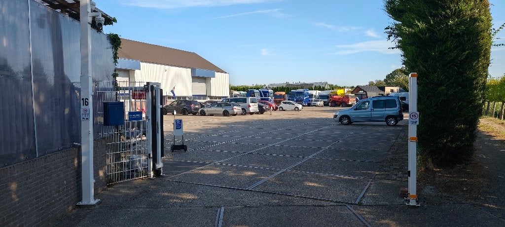 Showroom/Bedrijfsruimte te huur, 400 m², Huur, Bedrijfsruimte