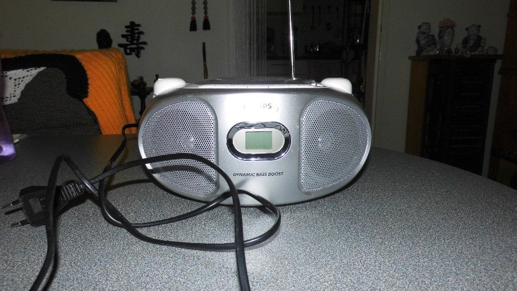 Radio/cd speler/PHILIPS  /30cmbr 15euro/ophalen, Ophalen, Zo goed als nieuw, Radio, Met cd-speler