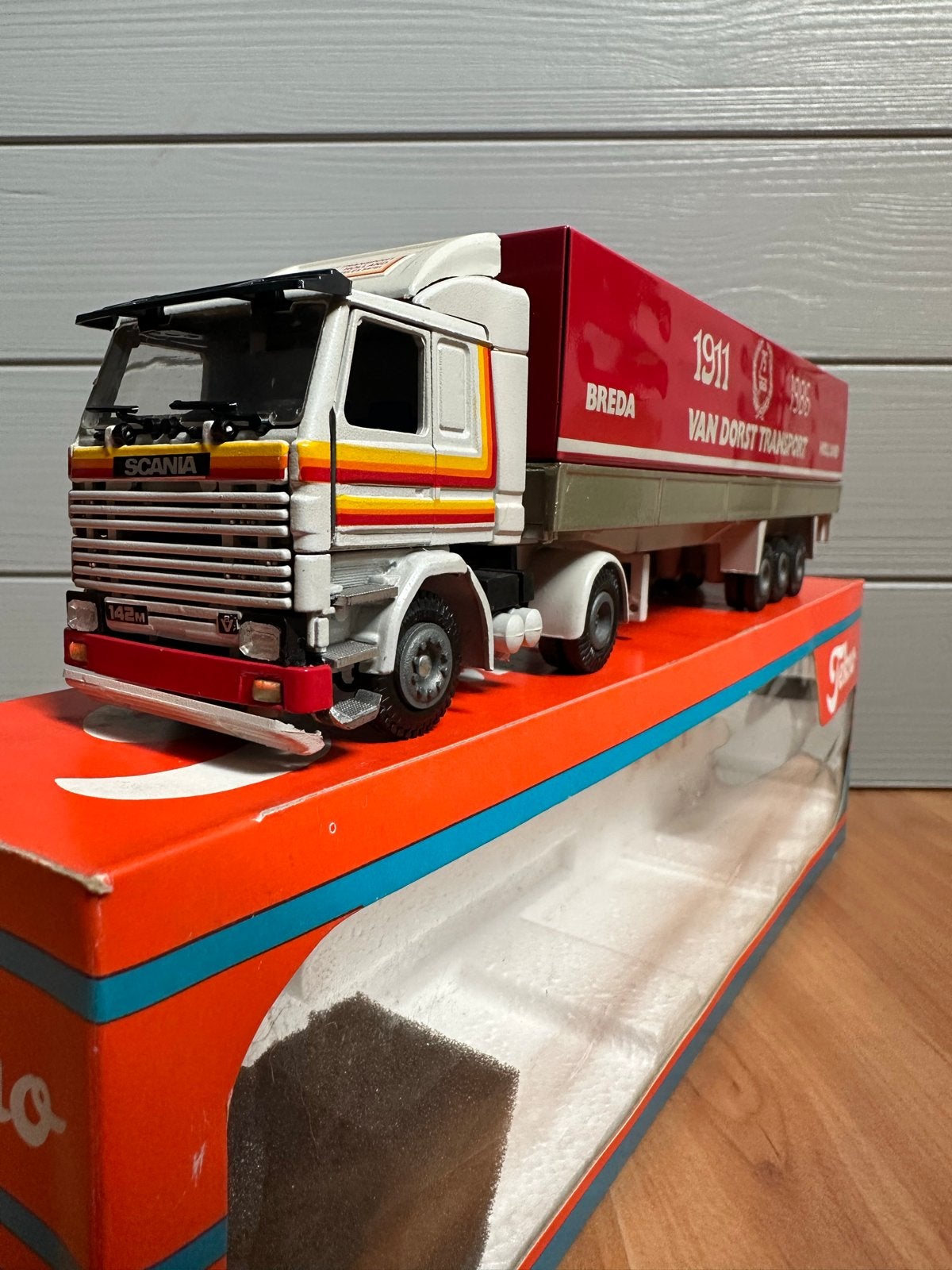 Tekno Scania 142m Van Dorst Transport Jubileummodel, Ophalen of Verzenden, Zo goed als nieuw, Bus of Vrachtwagen, Tekno