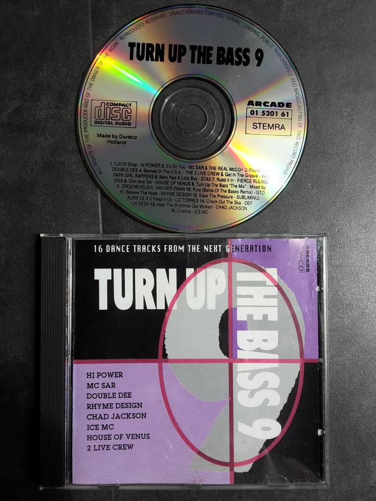 CD - Turn up the Bass Vol. 9 - Oldschool House, Ophalen of Verzenden, Zo goed als nieuw, Overige genres