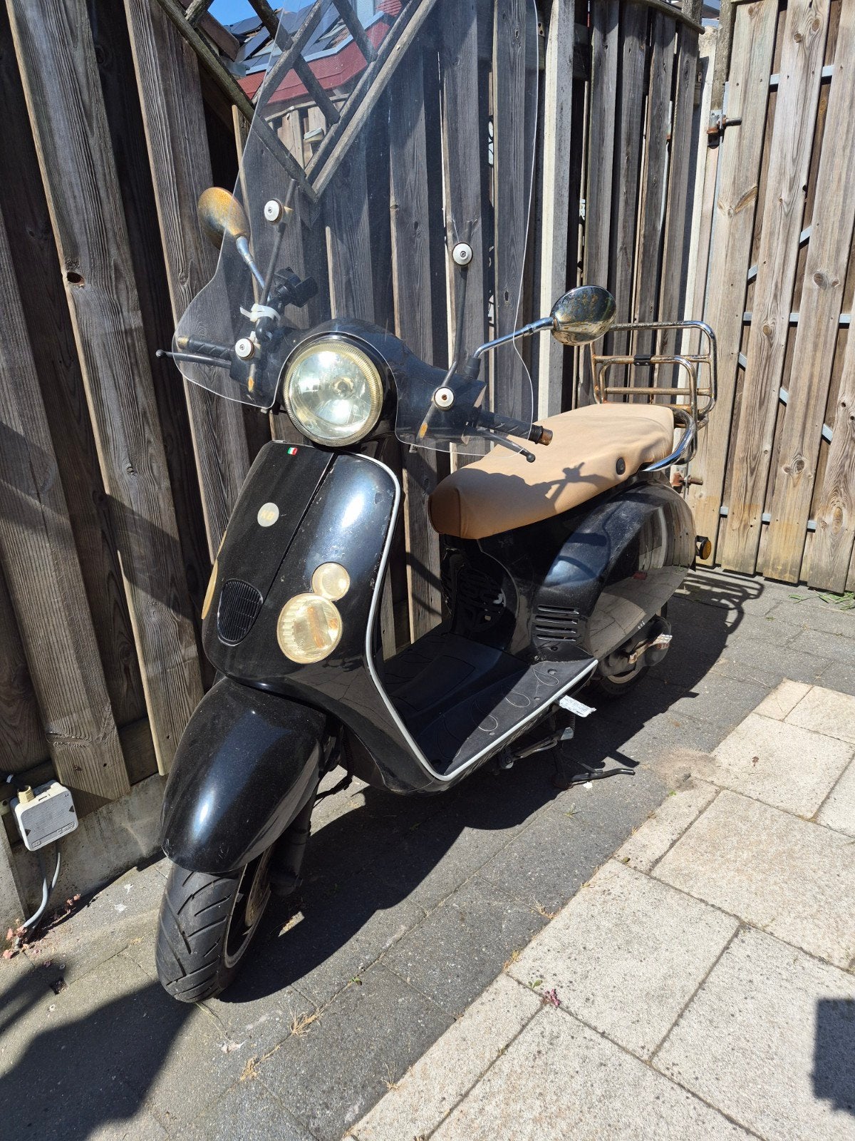 killerbee snor scooter, Fietsen en Brommers, Snorfietsen en Snorscooters, Ophalen, Gebruikt, Benzine