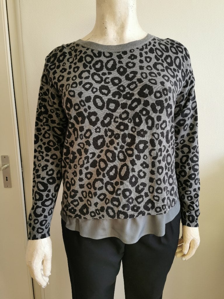 130 ..  zgan trui maat xxl, Ophalen of Verzenden, Zo goed als nieuw, Overige kleuren, Trui of Vest