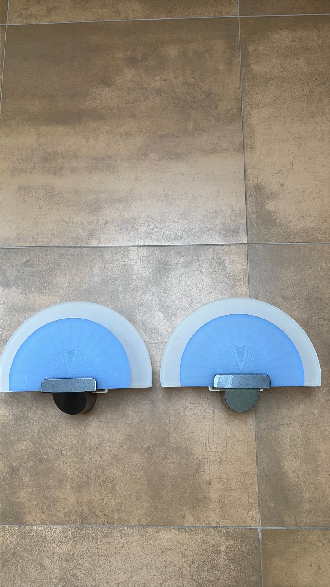 2 wandlampen Diva van Arteluce Italy design Ezio Didone, Huis en Inrichting, Lampen | Wandlampen, Blauw, Indirect licht, Overige merken