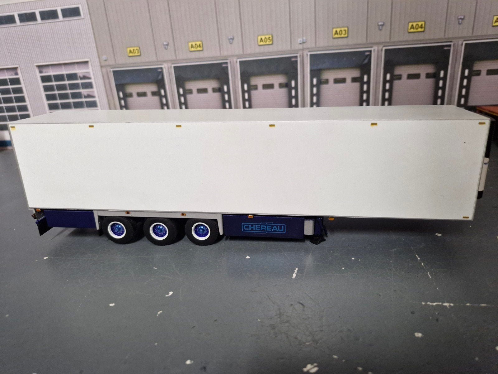 koeltrailer wsi chereau blank, Hobby en Vrije tijd, Modelauto's | 1:50, Ophalen of Verzenden, Zo goed als nieuw, Bus of Vrachtwagen