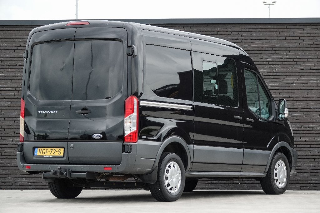 Foto 2 van Ford Transit | 170Pk | Dubbele Cabine | Achteruitrijcamera