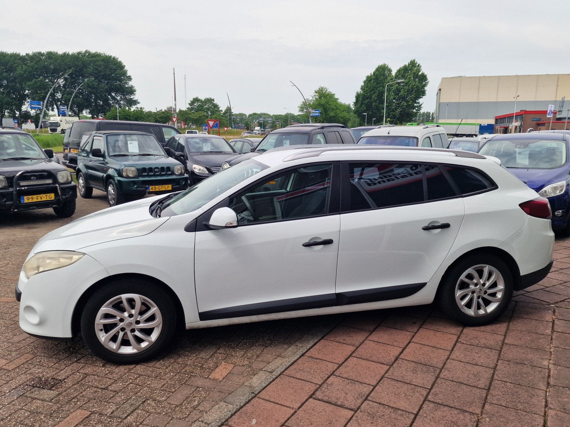 Renault Mégane Estate 1.5 dCi Expression - Airco - Cruise -, Auto's, Voorwielaandrijving, Gebruikt, 4 cilinders, Parkeersensor