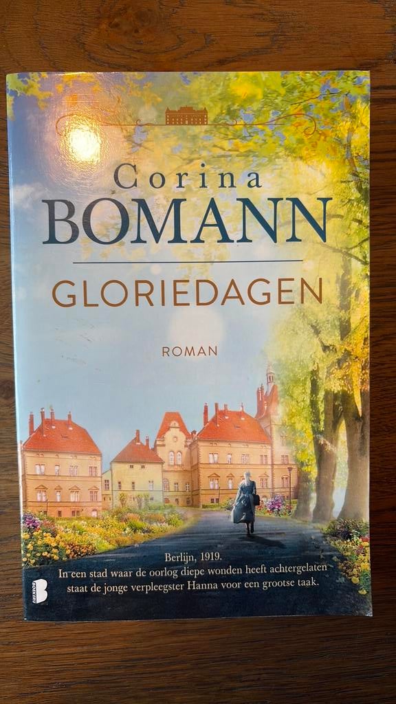 Gloriedagen - Corina Bomann, Ophalen of Verzenden, Zo goed als nieuw