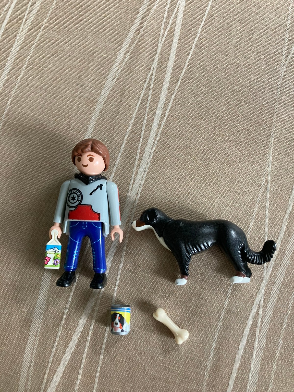 Playmobil man met Sint Bernard hond., Kinderen en Baby's, Speelgoed | Playmobil, Ophalen of Verzenden, Zo goed als nieuw