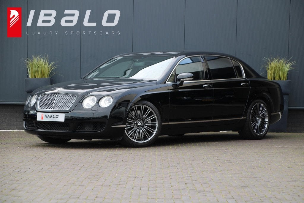 Bentley Continental Flying Spur W12 560pk | Youngtimer | BTW, Auto's, Bentley, Bedrijf, Te koop, Flying Spur, 4x4, Airconditioning