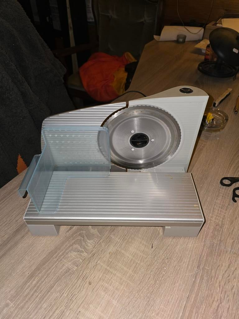 Mooi snijmachine tekoop, Ophalen