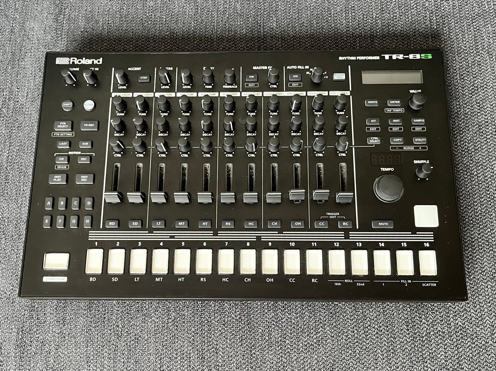 Roland TR-8S, Muziek en Instrumenten, Drumcomputers, Verzenden, Zo goed als nieuw, Roland