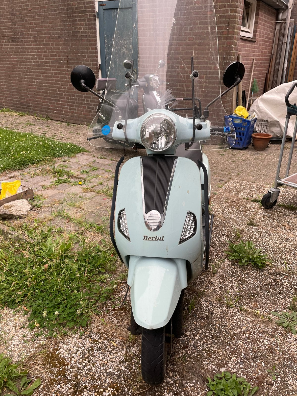 Berini Scooter - Lichtblauw, opknapper, Fietsen en Brommers, Ophalen, Gebruikt, Benzine, Overige modellen