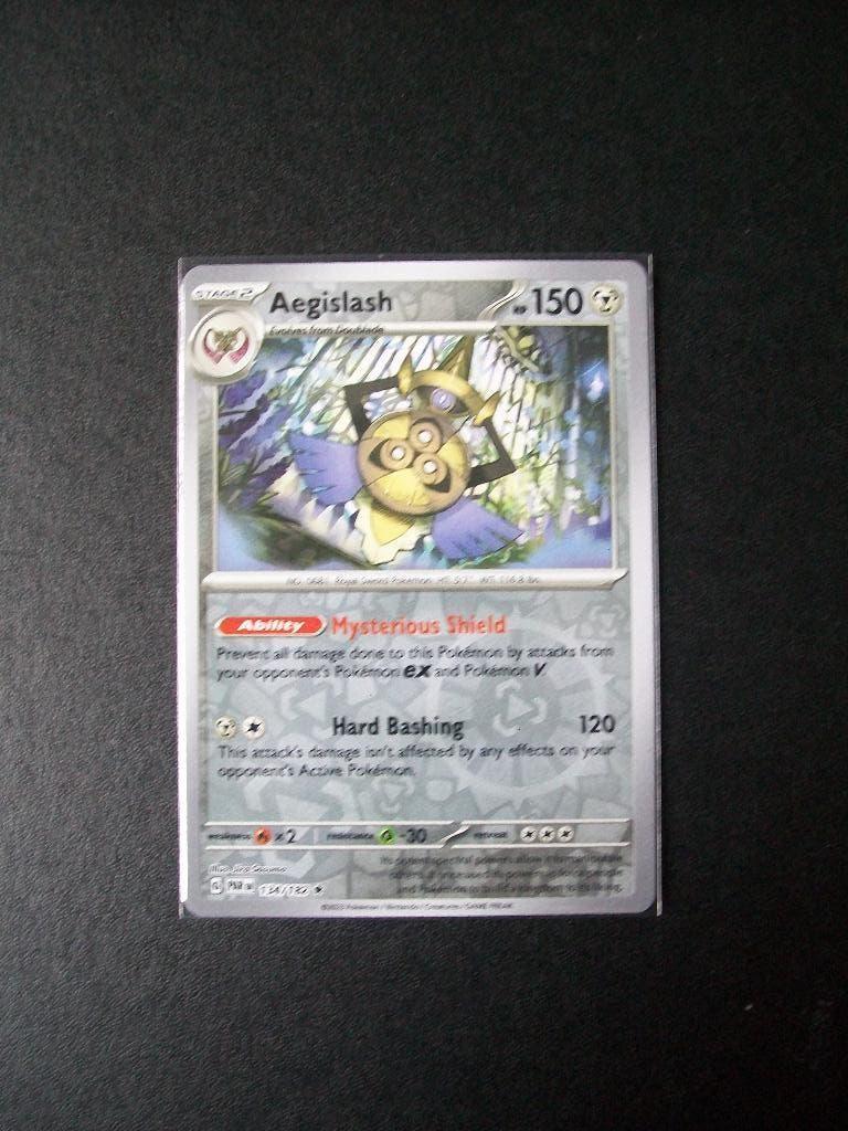 1807: Nieuwe Pokemonkaart Holofoil AEGISLASH HP150 (134/182), Verzenden, Nieuw, Losse kaart, Foil