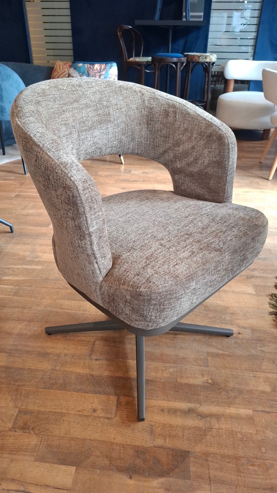 NIEUWE fautieul stoel eetkamer draaibaar horeca project set!, Ophalen of Verzenden, Nieuw, Metaal, 50 tot 75 cm