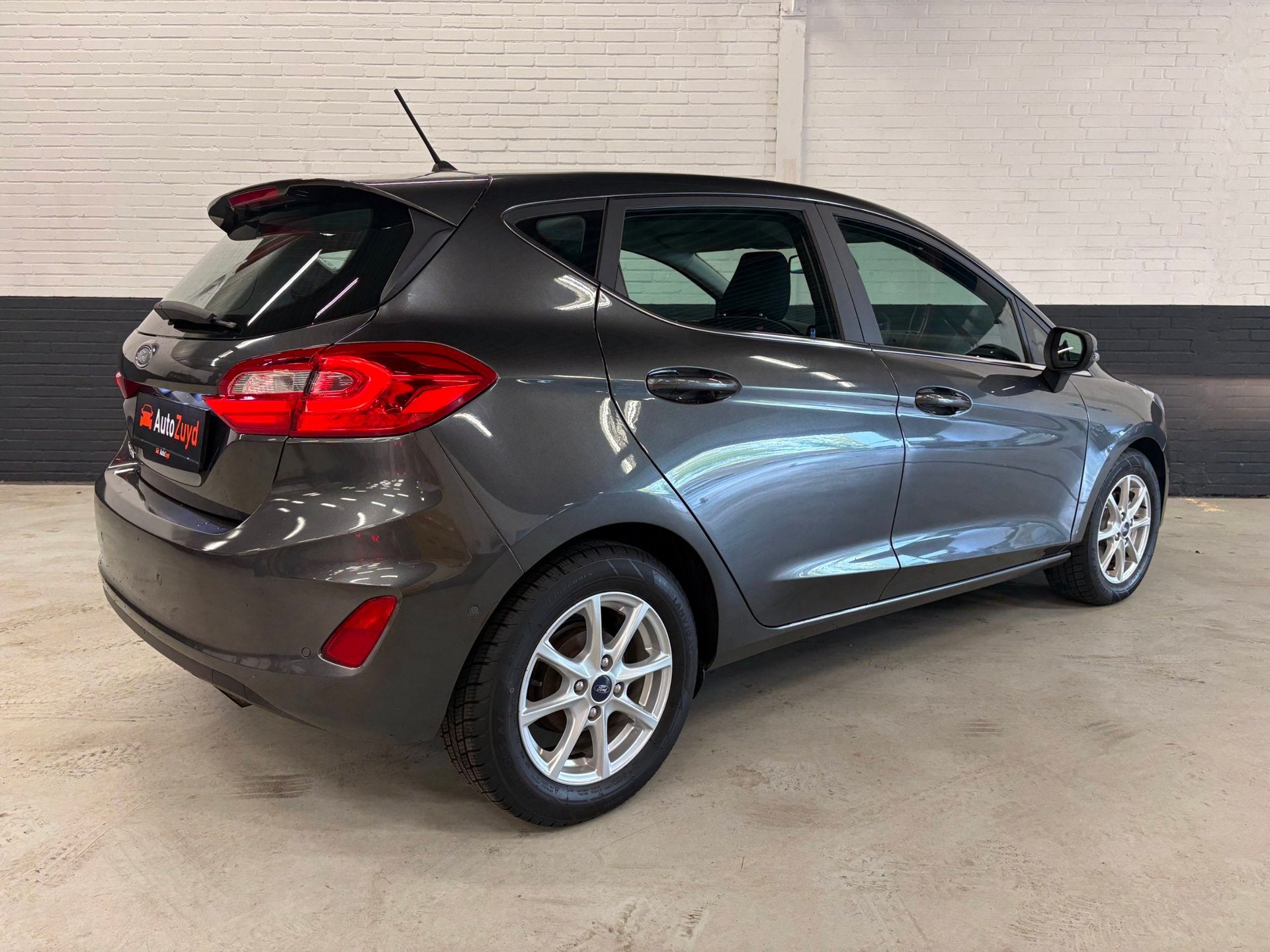 Ford Fiesta 1.0 EcoBoost Automaat |Camera | LM | Stoelverwar, Gebruikt, Zwart, Origineel Nederlands, Bedrijf