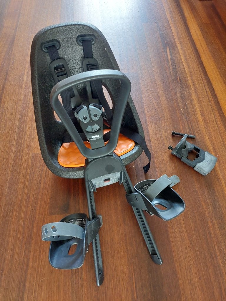 Thule fietsstoeltje voor voorop., Fietsen en Brommers, Ophalen, Voetsteuntjes, Voorzitje, Zo goed als nieuw