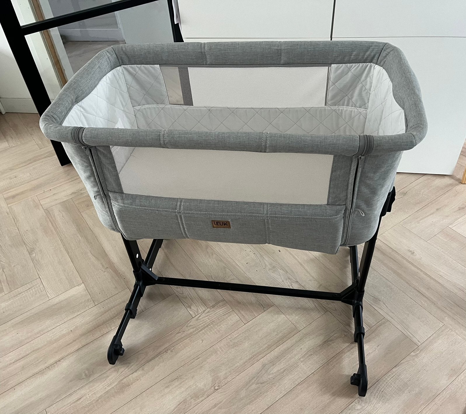 Co-sleeper ‘LEUK’, Ophalen, Zo goed als nieuw, Wieg