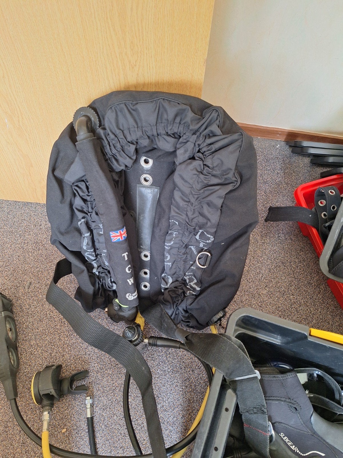 Duikuitrusting: Trimvest, handschoenen, duikschoenen en meer, Ophalen, Gebruikt, Trimvest of Wing