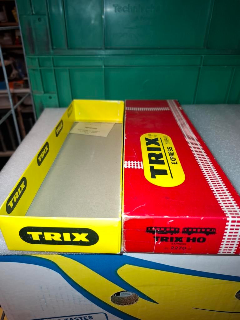 Lege trix express doos voor railbus 2270, Gebruikt, Trix, Ophalen of Verzenden, Gelijkstroom