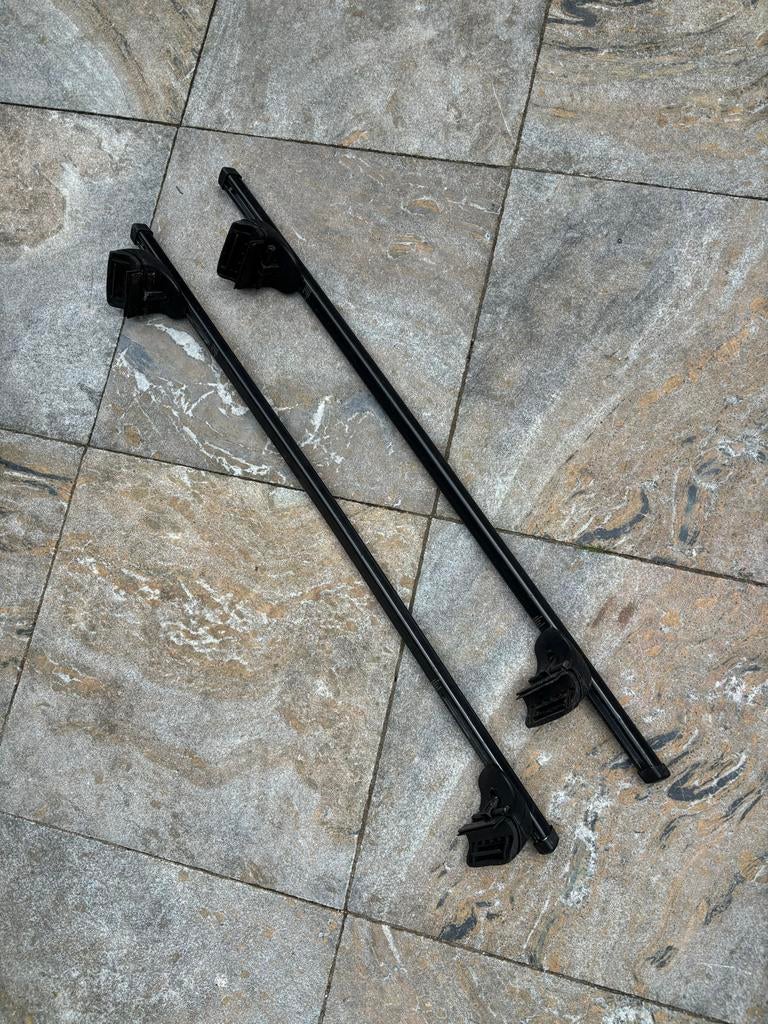 1x gebruikt! - Thule dakdragers set 4024 voor Ford Focus, Auto diversen, Ophalen, Zo goed als nieuw