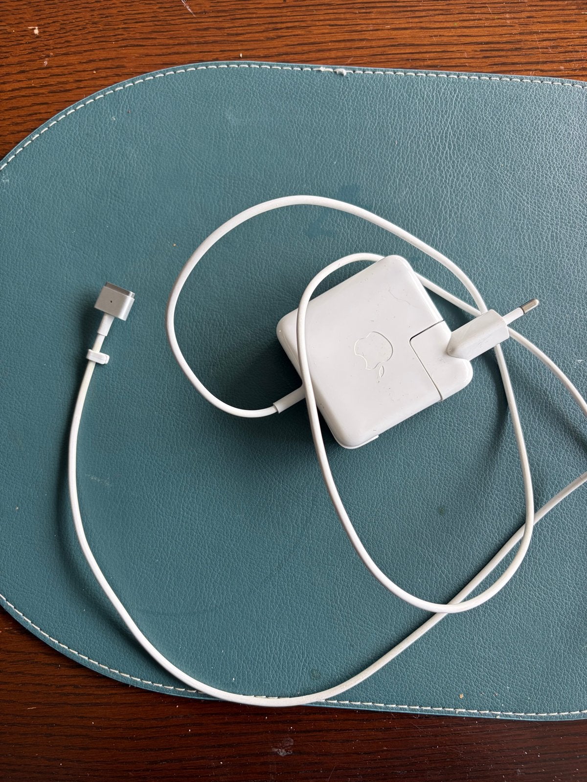 Apple MagSafe 2 oplader voor MacBook Pro/Air, Computers en Software, Laptop-opladers, Ophalen of Verzenden, Gebruikt