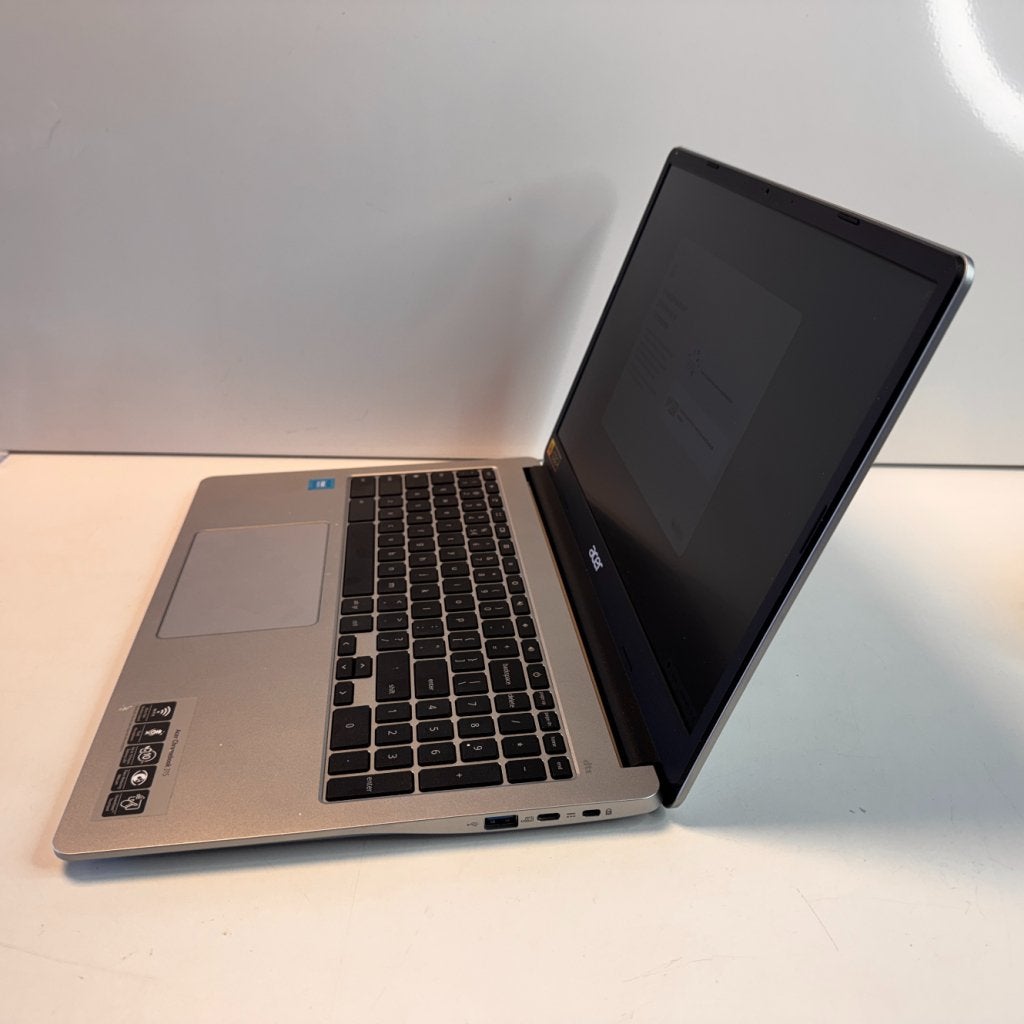 Acer Chromebook 315-4H-C3SW 15,6" beeldscherm | 128GB | 4GB, Computers en Software, HP, Zo goed als nieuw, Support@hp.com, 1501 Page Mill Road
Palo Alto, CA 94304
USA