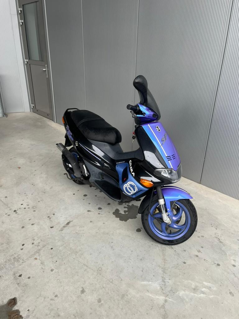 Gilera Runner 50cc 2t / Gereviseerd / DD Ultra violet, Fietsen en Brommers, Tweetakt, Overige modellen, Maximaal 45 km/u, Ophalen of Verzenden