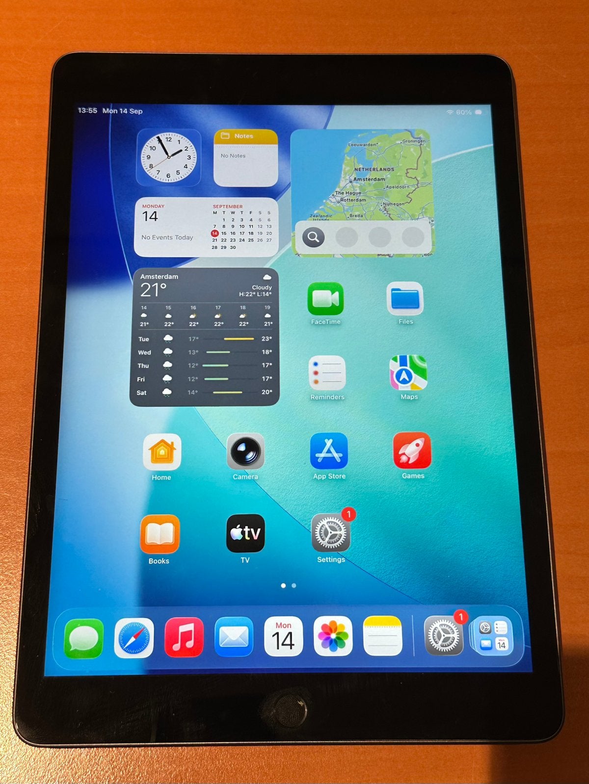 Apple iPad 9e generatie 64GB Grijs, Computers en Software, Apple iPad, Zo goed als nieuw, Wi-Fi, Ophalen