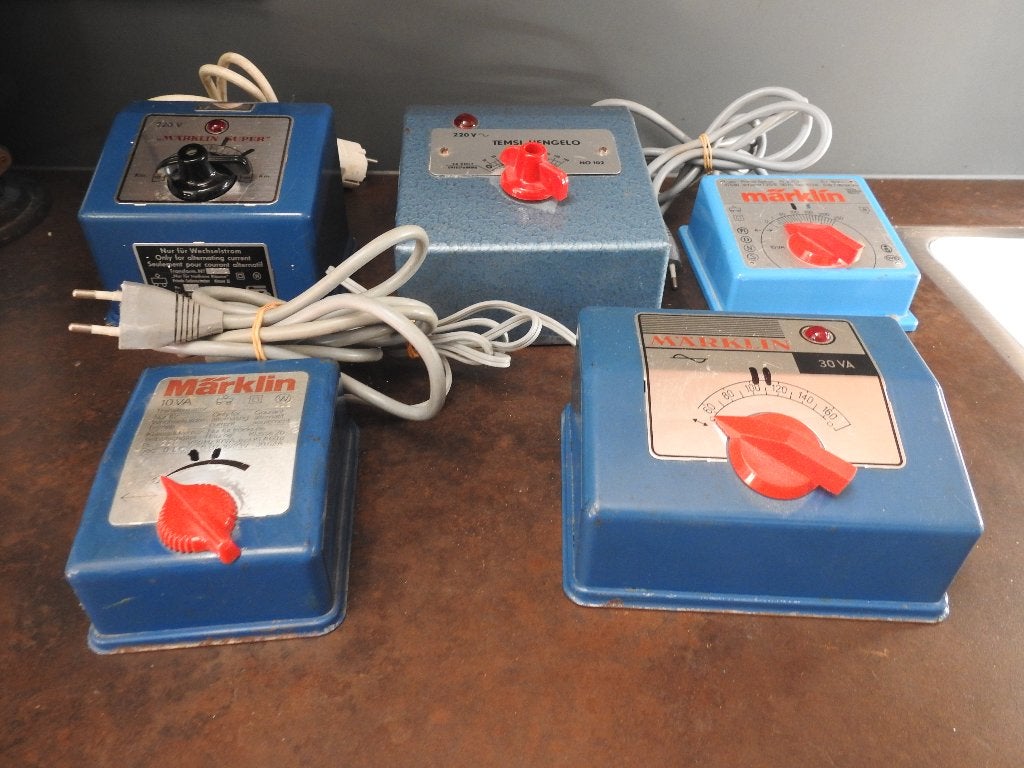 5  TreinTrafo,s, Verzamelen, Ophalen of Verzenden, Gebruikt, Trein, Overige typen