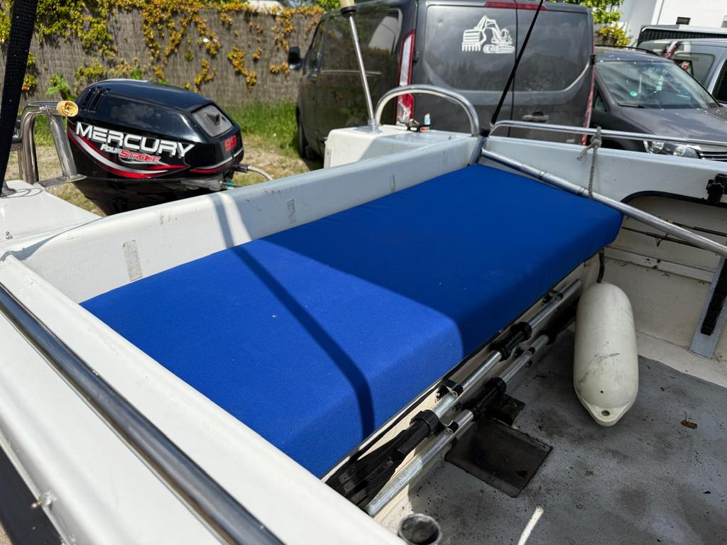 Stabiele Consoleboot met Mercury 9.9 PK Buitenboordmotor, Watersport en Boten, Accessoires en Onderhoud, Ophalen, Gebruikt