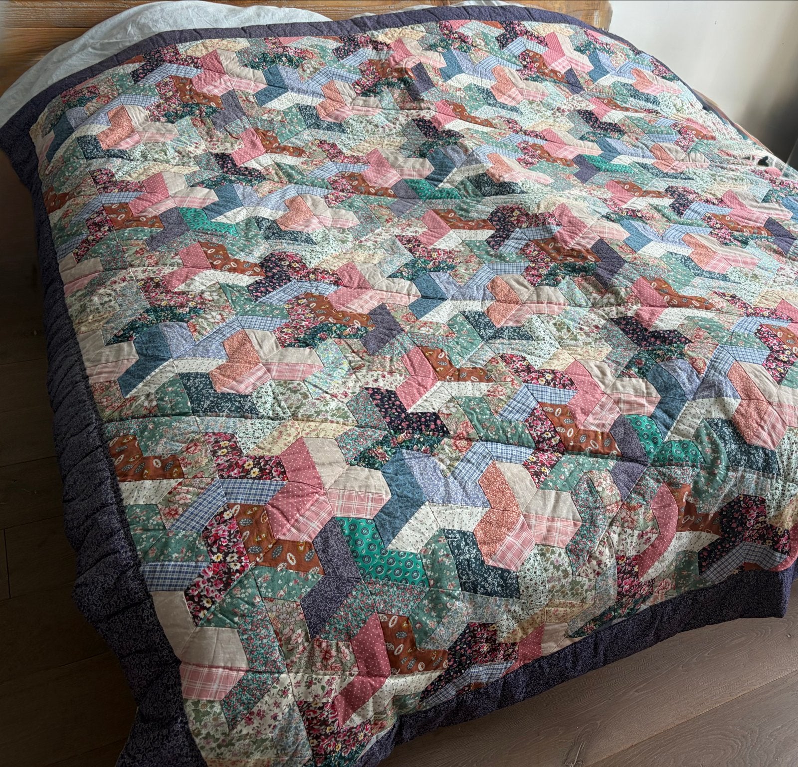 Patchwork sprei/quilt - Laura Ashley design - 200x200 cm, Ophalen, Gebruikt, Overige kleuren, Vierkant