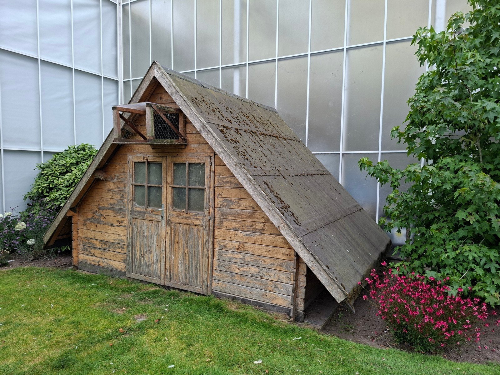 Rustiek houten tuinhuisje - Ideaal voor opslag, Tuin en Terras, Ophalen, Tuinhuis, 250 tot 500 cm, 2 ramen