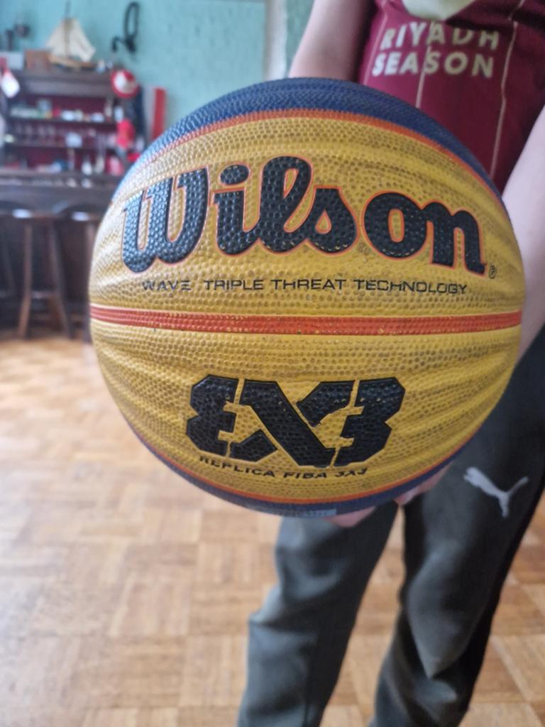 Wilson FIBA 3x3 basketbal - Zo goed als nieuw, Ophalen of Verzenden